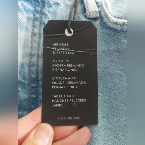 High Rise Tapered jeans lightwash distressed Buttonfly 33 New Skater Grunge - Picture 2 of 5